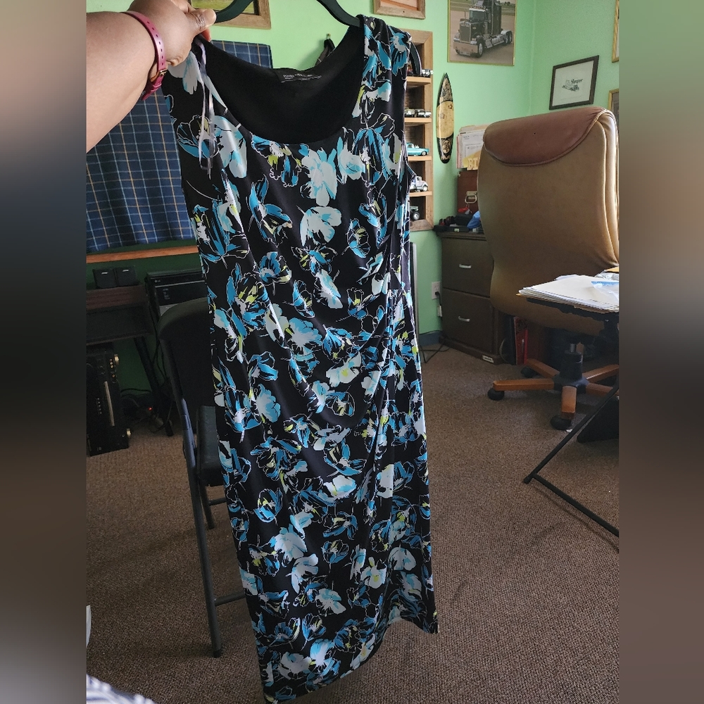 Jones New York Sleeveless Dress